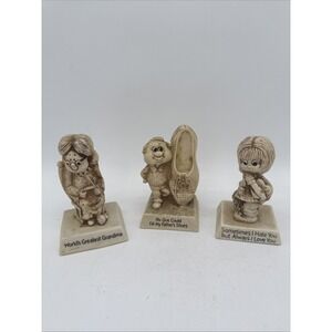 Vintage R&W Berries 1970s People & Sayings Figurines Lot of 3